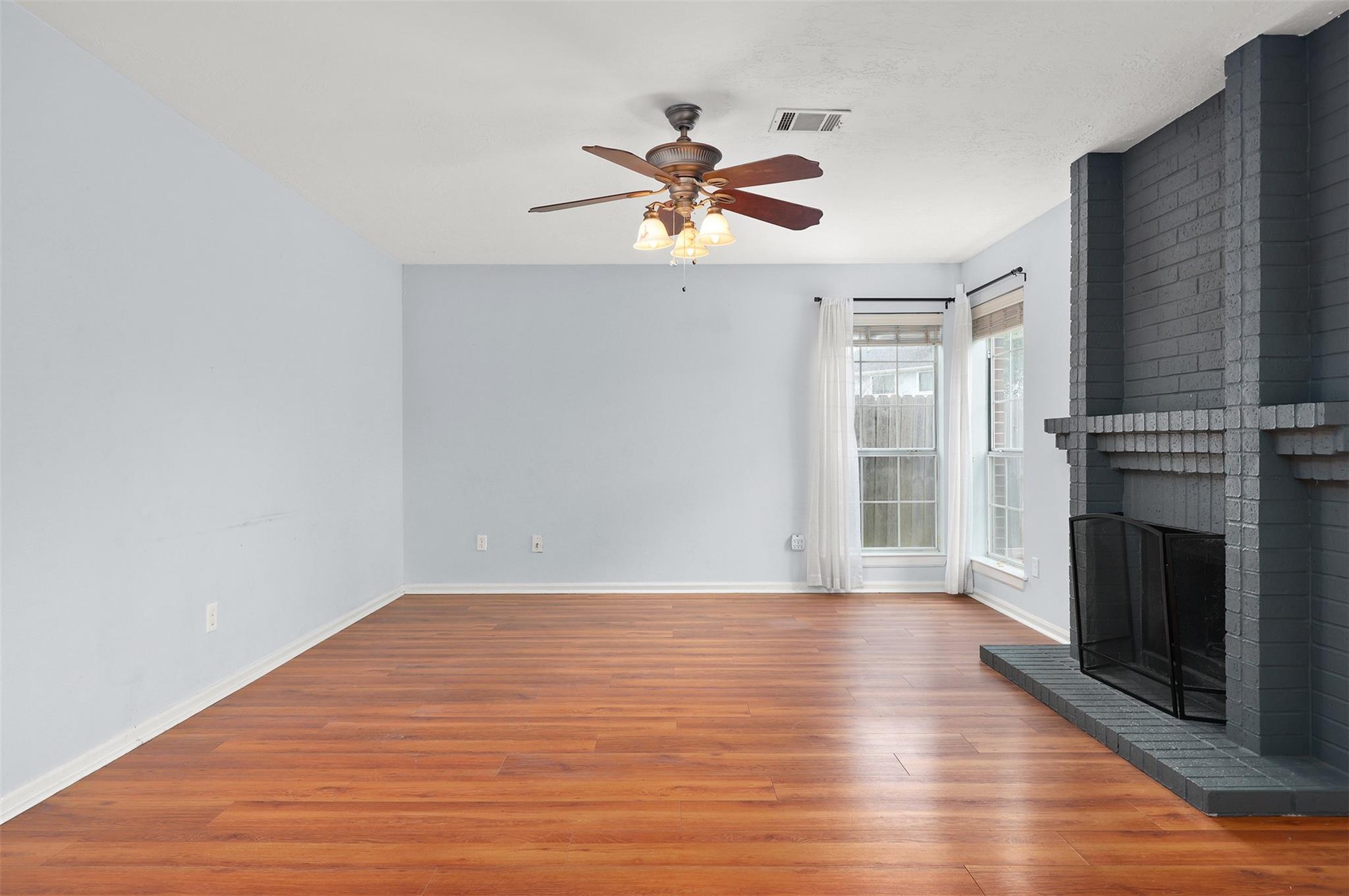 4207 Royal Manor Drive