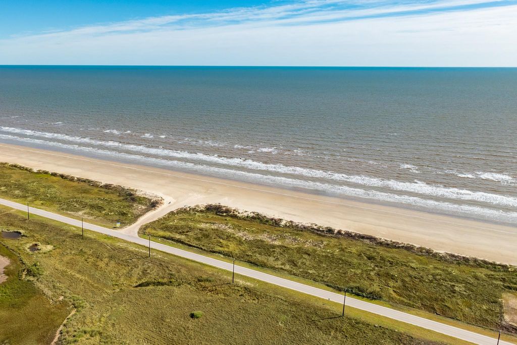 Photo of 4226 Bluewater / County Road 257 Highway, Freeport, TX 77541 (MLS # 5056076)