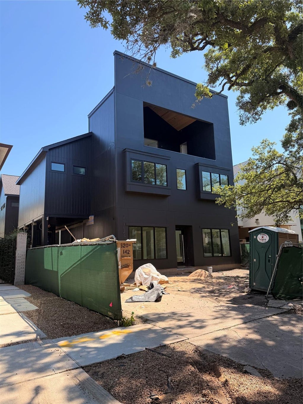 Photo of 1523 Marshall Street, Houston, TX 77006 (MLS # 96604140)