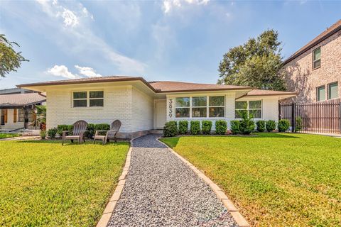 Photo of 3839 Tartan Lane, Houston, TX 77025 (MLS # 30221506) Photo of 3839 Tartan Lane, Houston, TX 77025 (MLS # 30221506)