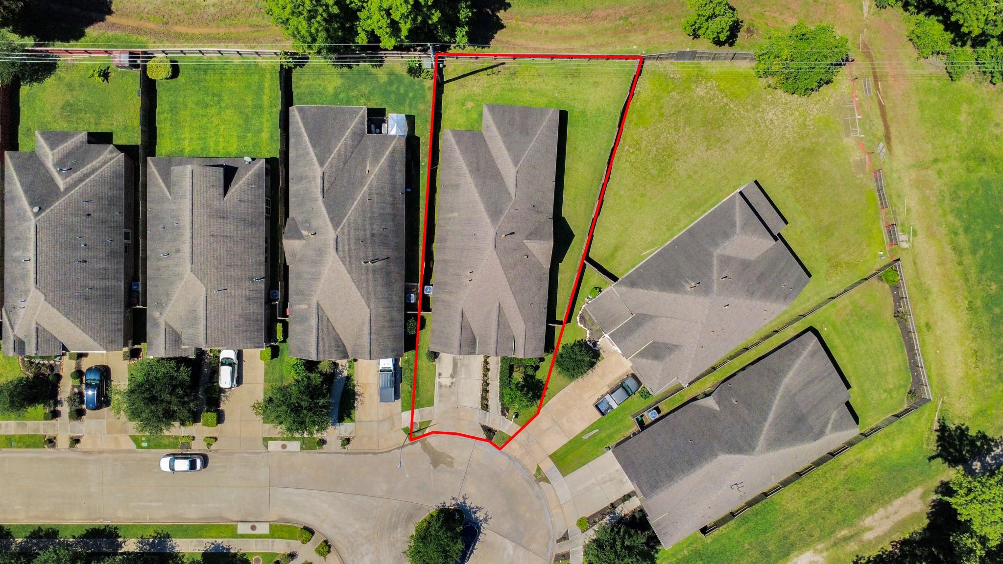 2755 Parker Oak Pass