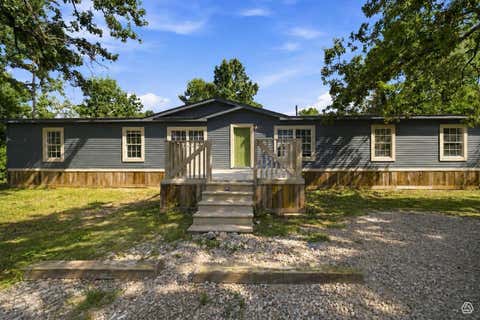 Homes For Sale - 17403 Walnut Lane<br/> Magnolia, TX 77355