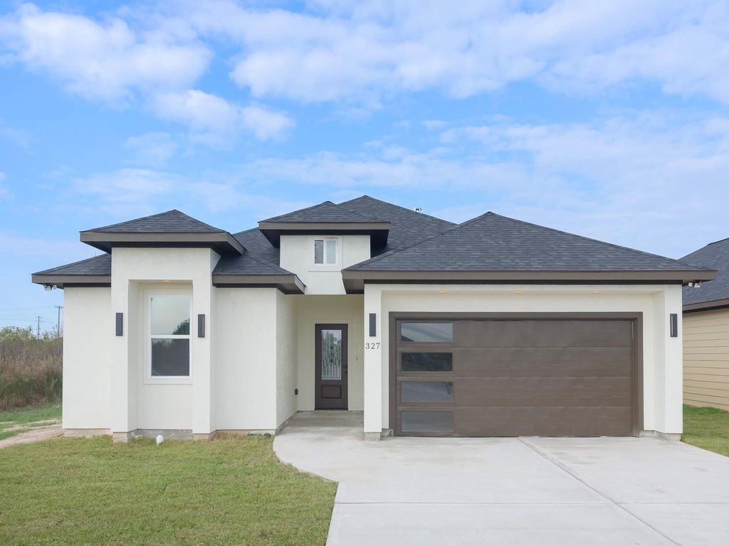 Photo of 327 Road 5840, Cleveland, TX 77327 (MLS # 9969131)