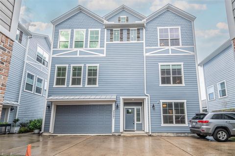 Photo of 3009 Bell Street #B, Houston, TX 77003 (MLS # 13169511)
