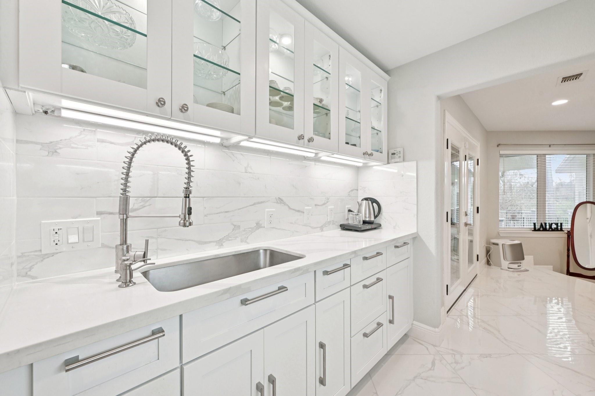 Houston, Texas, 77024, United States, 4 Bedrooms Bedrooms, ,4 BathroomsBathrooms,Residential,Active,2034259