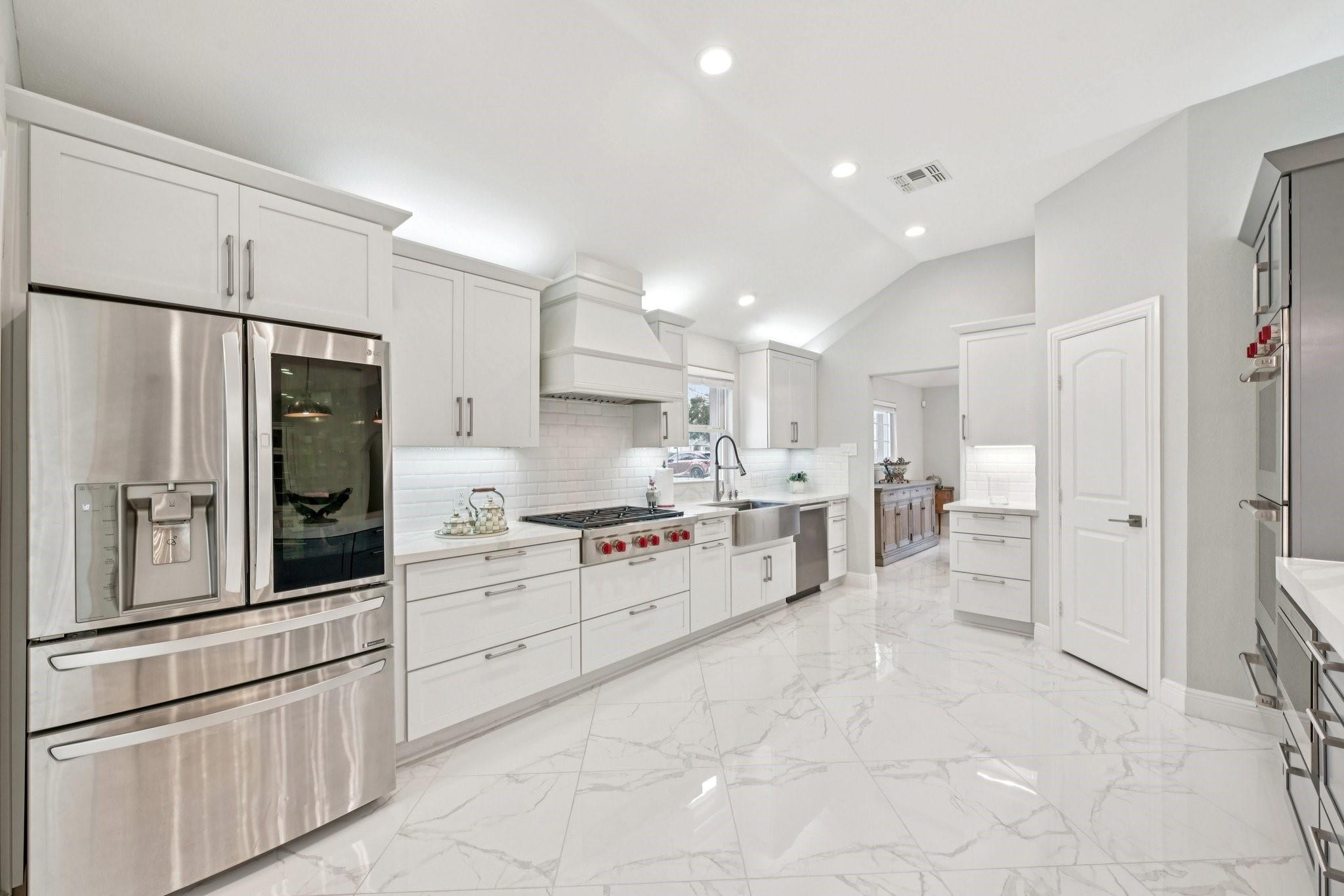 Houston, Texas, 77024, United States, 4 Bedrooms Bedrooms, ,4 BathroomsBathrooms,Residential,Active,2034259