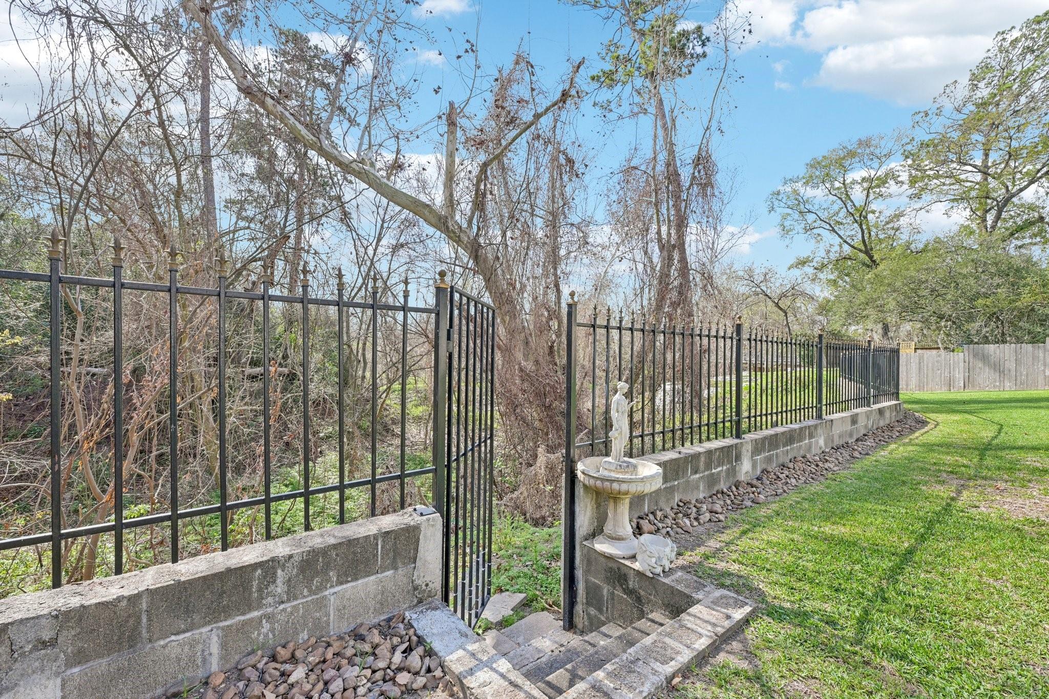 Houston, Texas, 77024, United States, 4 Bedrooms Bedrooms, ,4 BathroomsBathrooms,Residential,Active,2034259