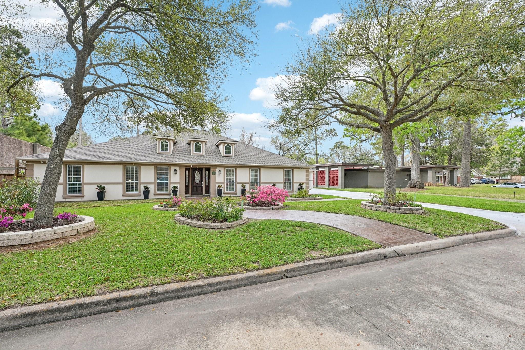 Houston, Texas, 77024, United States, 4 Bedrooms Bedrooms, ,4 BathroomsBathrooms,Residential,Active,2034259