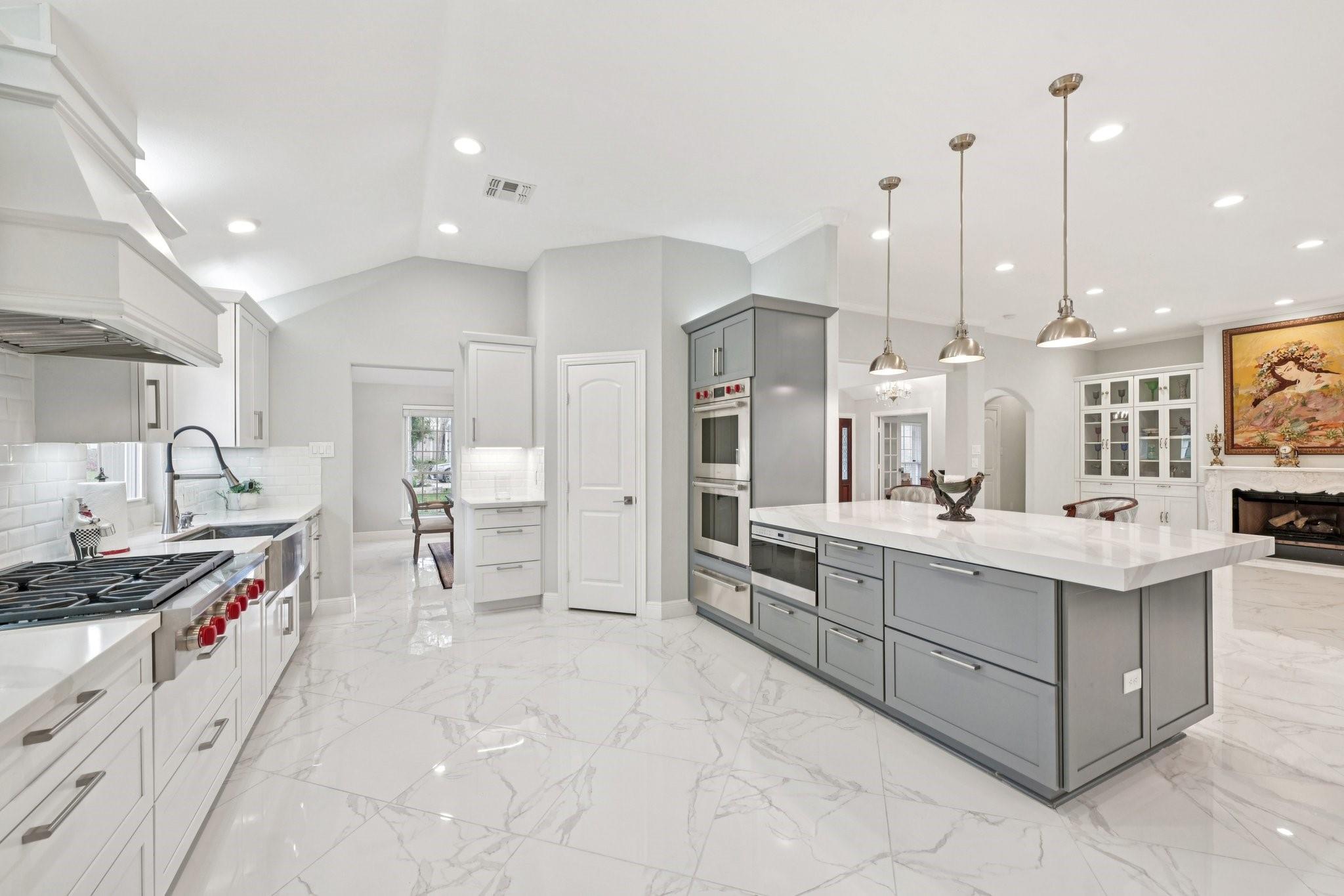 Houston, Texas, 77024, United States, 4 Bedrooms Bedrooms, ,4 BathroomsBathrooms,Residential,Active,2034259