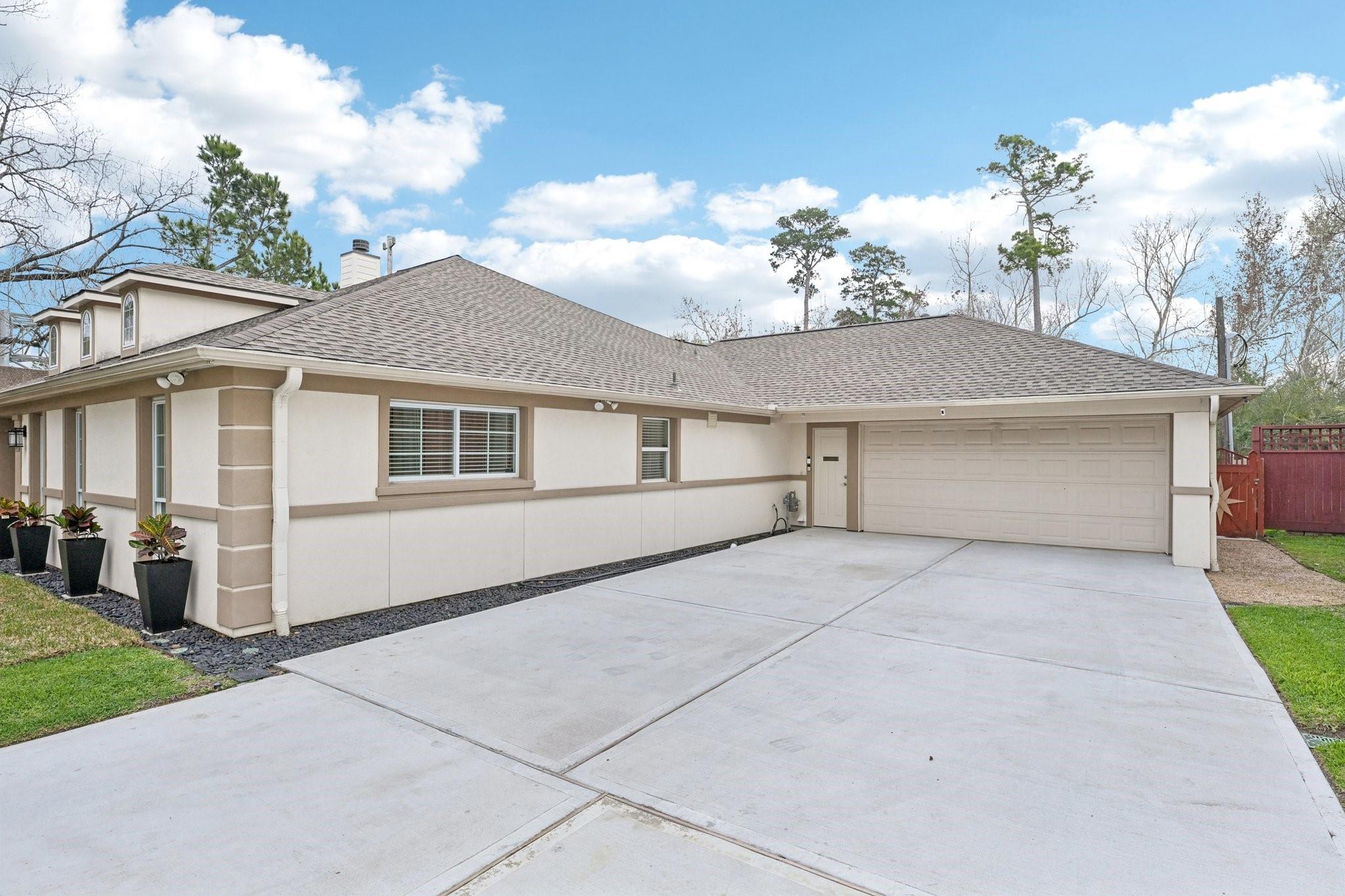 Houston, Texas, 77024, United States, 4 Bedrooms Bedrooms, ,4 BathroomsBathrooms,Residential,Active,2034259
