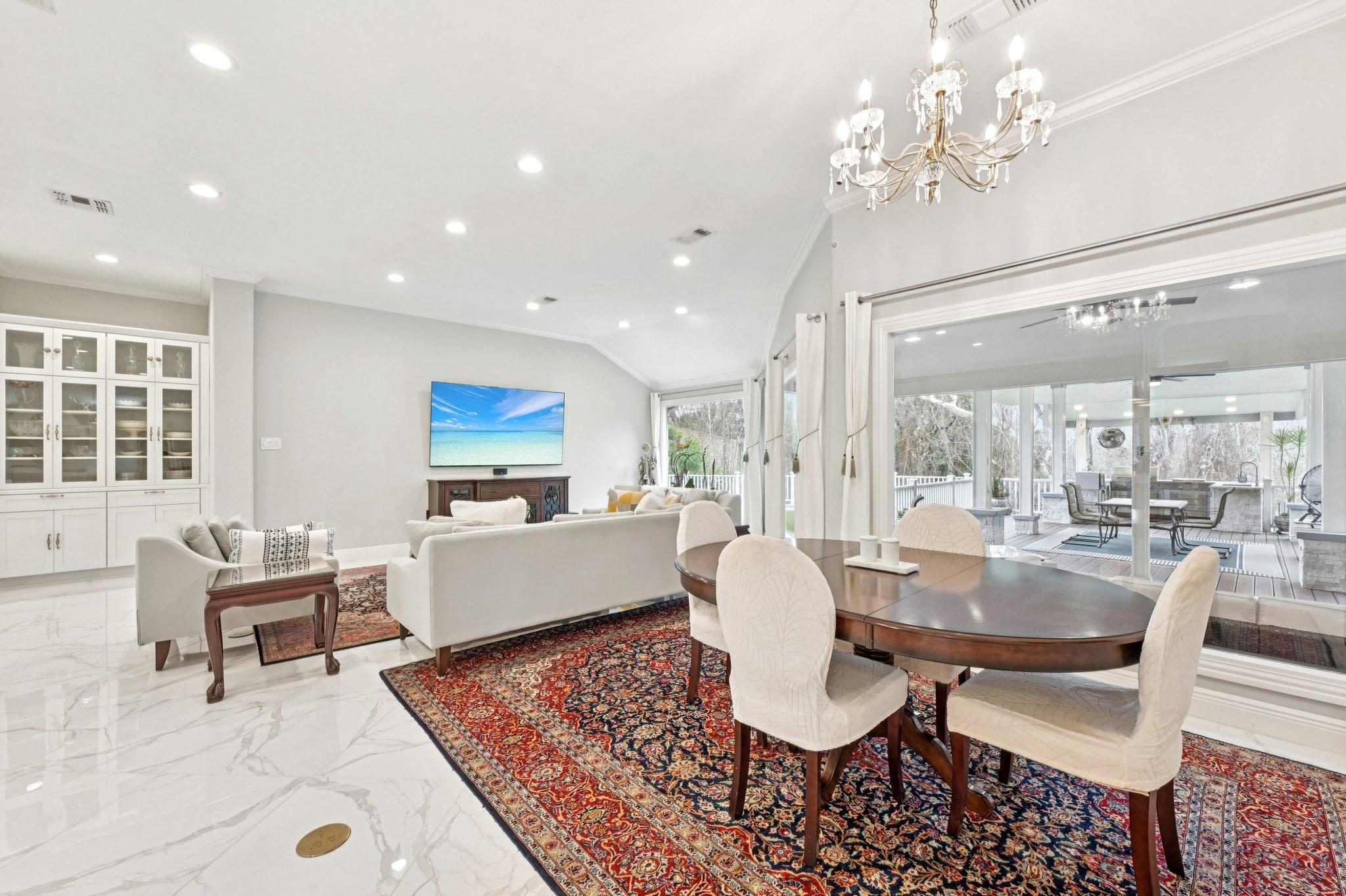Houston, Texas, 77024, United States, 4 Bedrooms Bedrooms, ,4 BathroomsBathrooms,Residential,Active,2034259