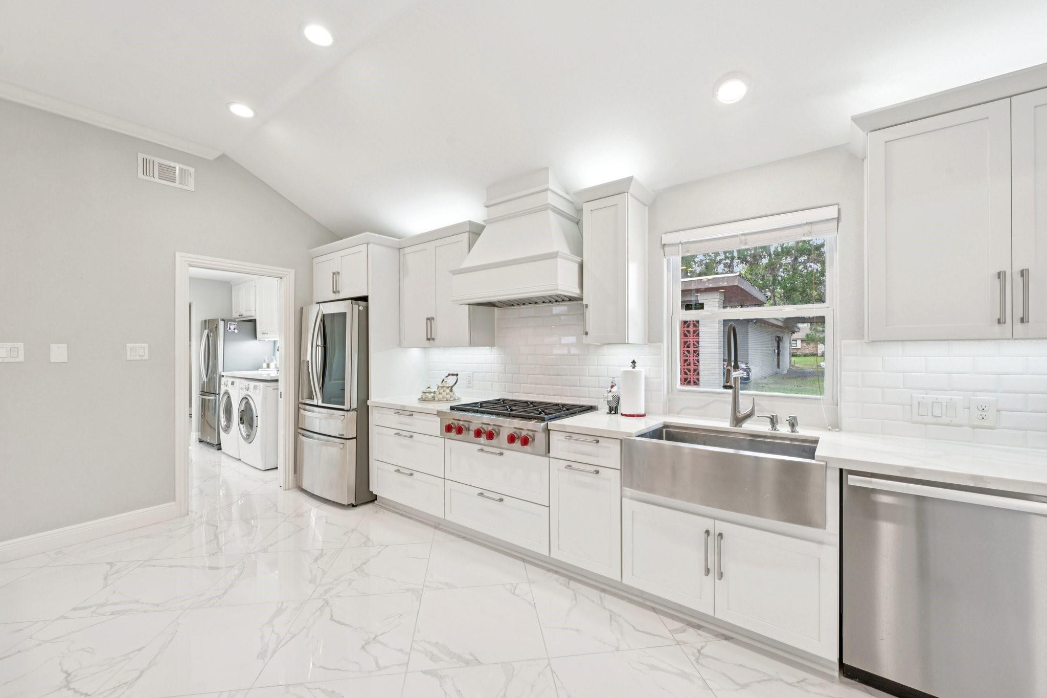 Houston, Texas, 77024, United States, 4 Bedrooms Bedrooms, ,4 BathroomsBathrooms,Residential,Active,2034259