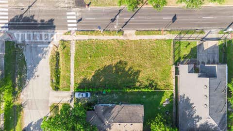 Tiny photo for 2613 Elgin Street, Houston, TX 77004 (MLS # 74747532)