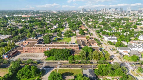Tiny photo for 2613 Elgin Street, Houston, TX 77004 (MLS # 74747532)