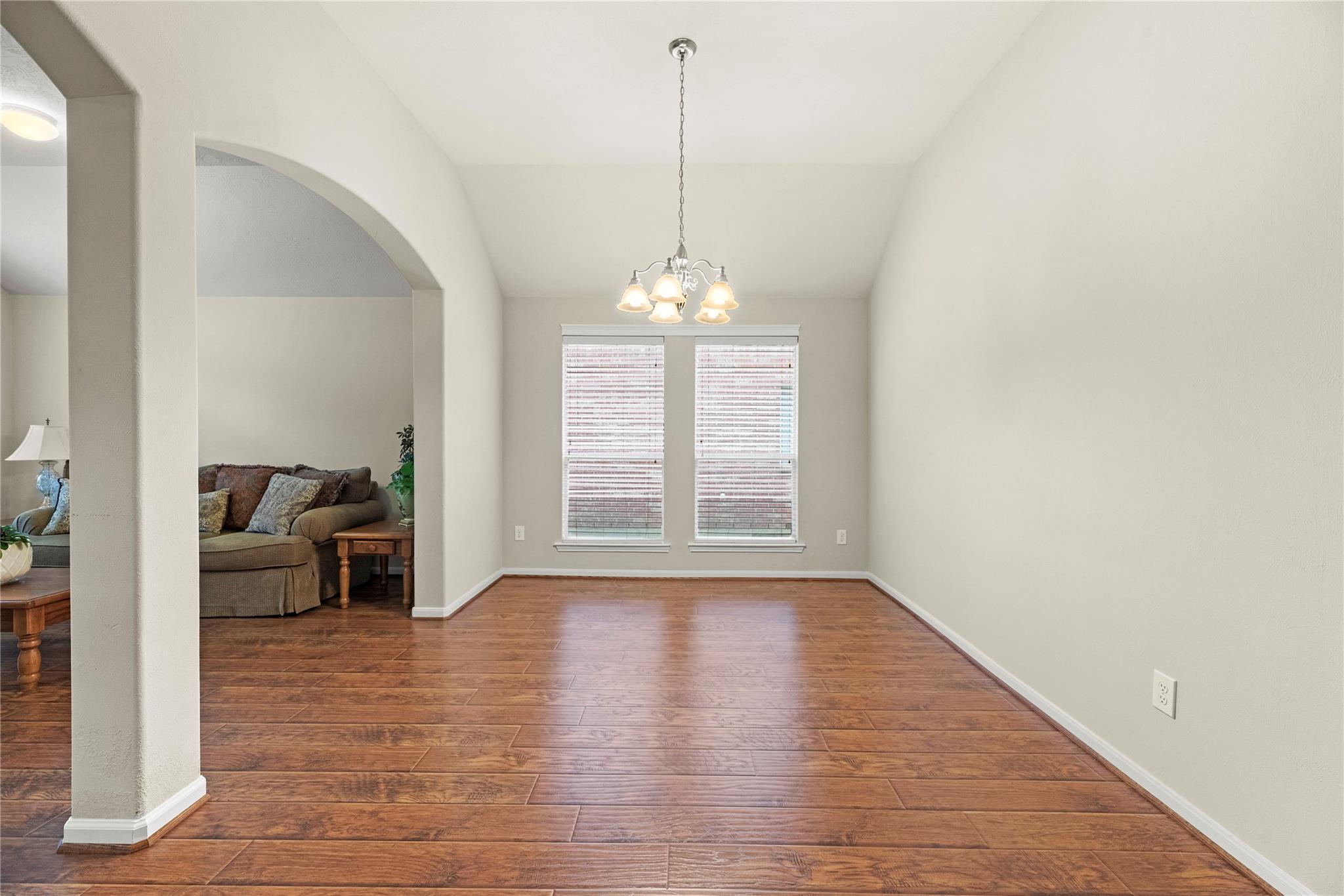 Houston, Texas 77084, United States, 3 Bedrooms Bedrooms, ,2 BathroomsBathrooms,Residential,Pending,186954