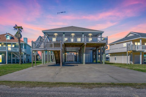 Photo of 3093 Greg, Crystal Beach, TX 77650 (MLS # 91415491)