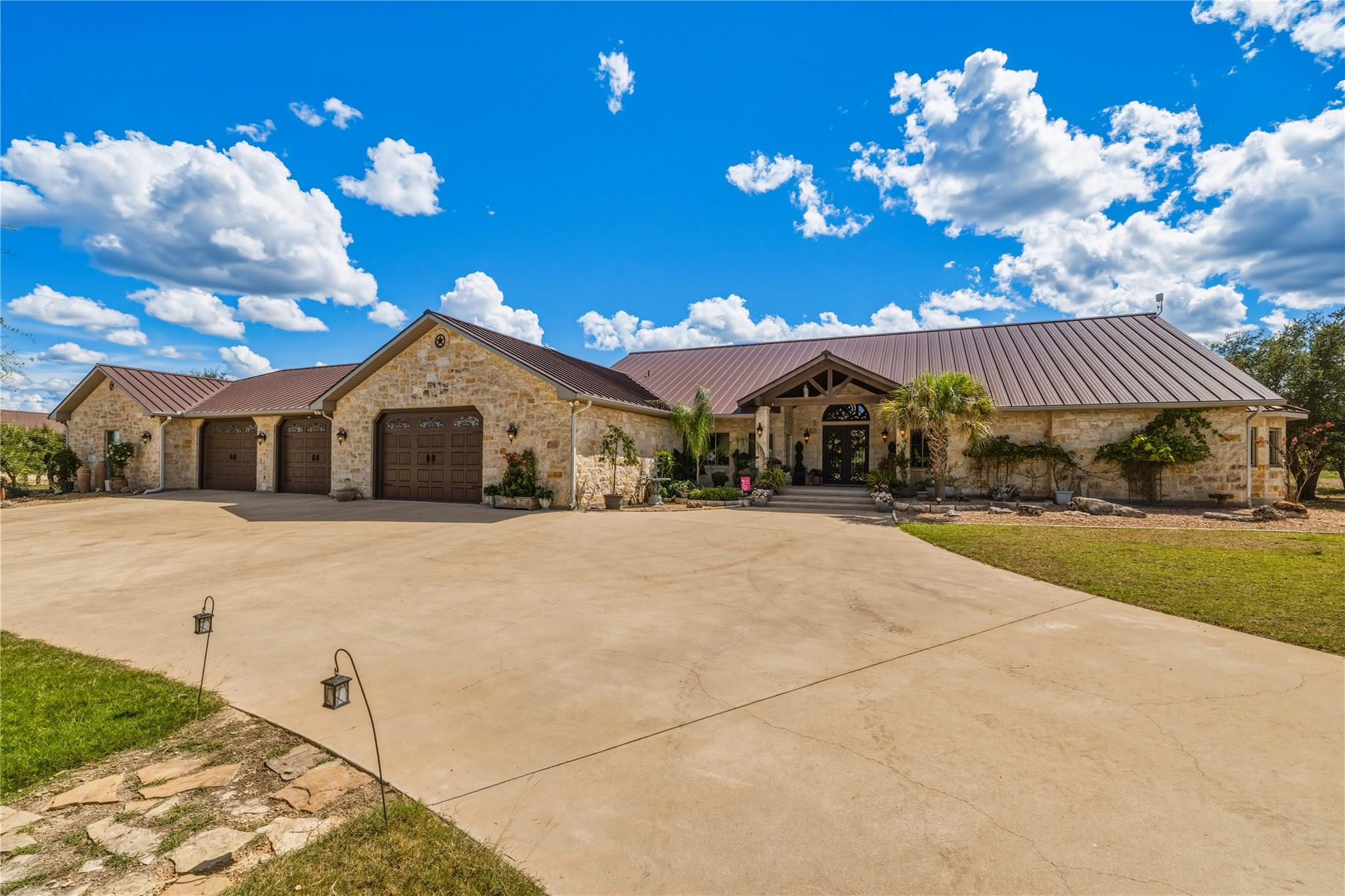11271 Us Hwy 290