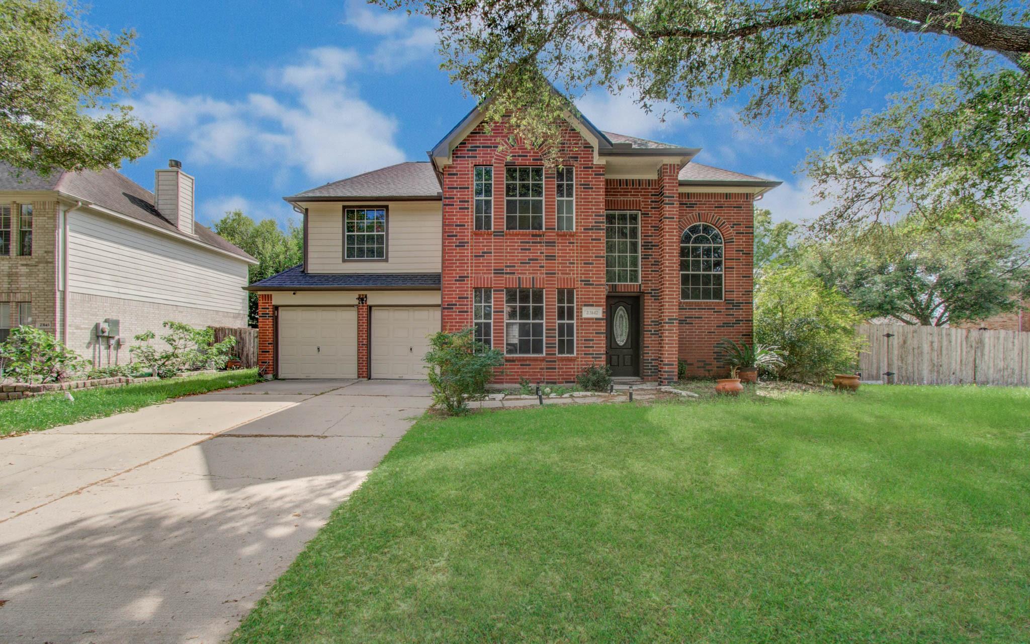23147 N Waterlake Dr