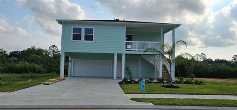 Photo of 3801 Peacock Isle Drive, Dickinson, TX 77539 (MLS # 66623354) Photo of 3801 Peacock Isle Drive, Dickinson, TX 77539 (MLS # 66623354)