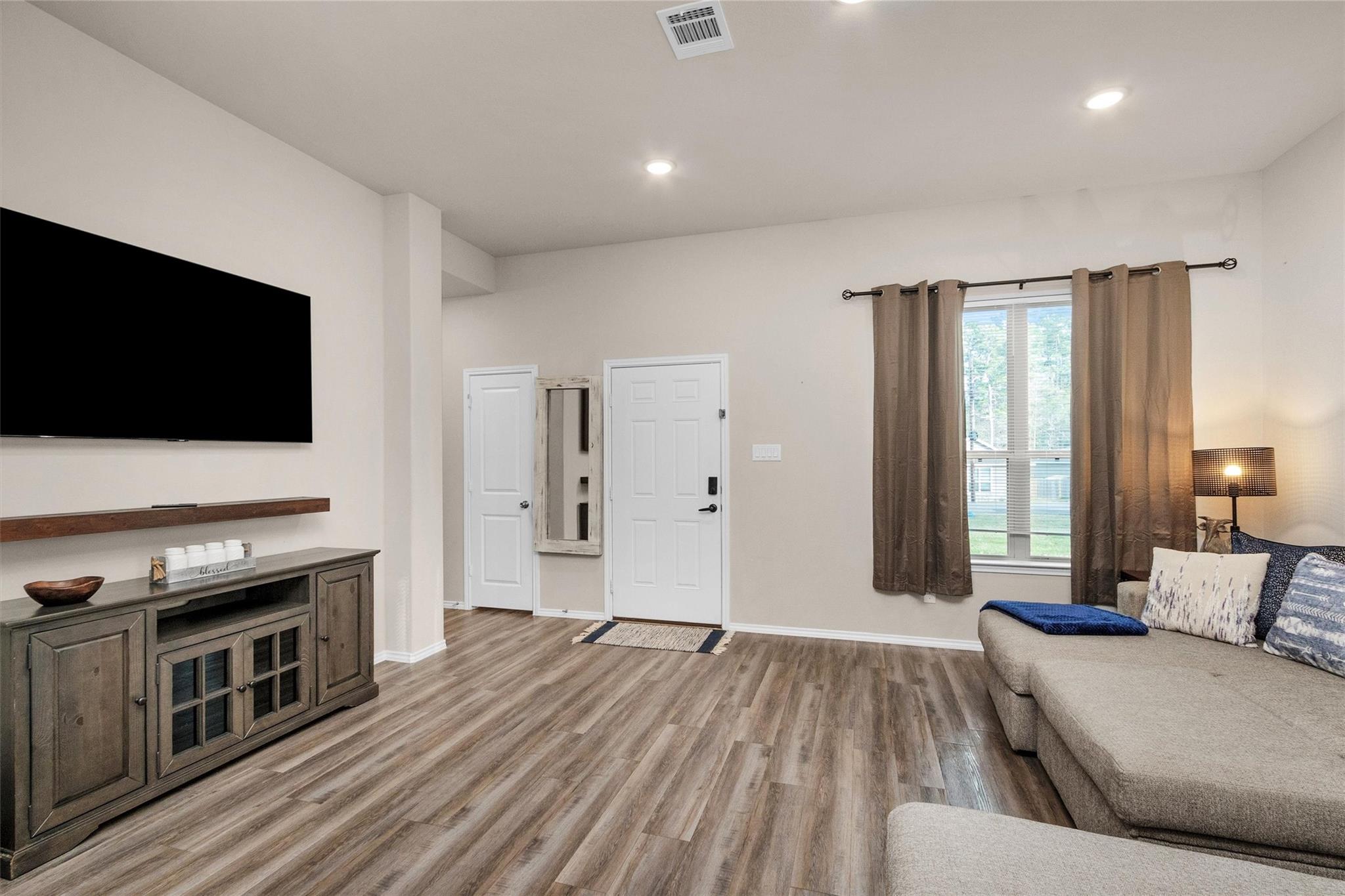 710 Crystal River Road