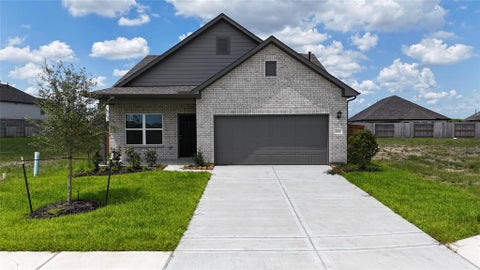 Homes For Rent - 1929 N Riverside Circle<br/> Dayton, TX 77535