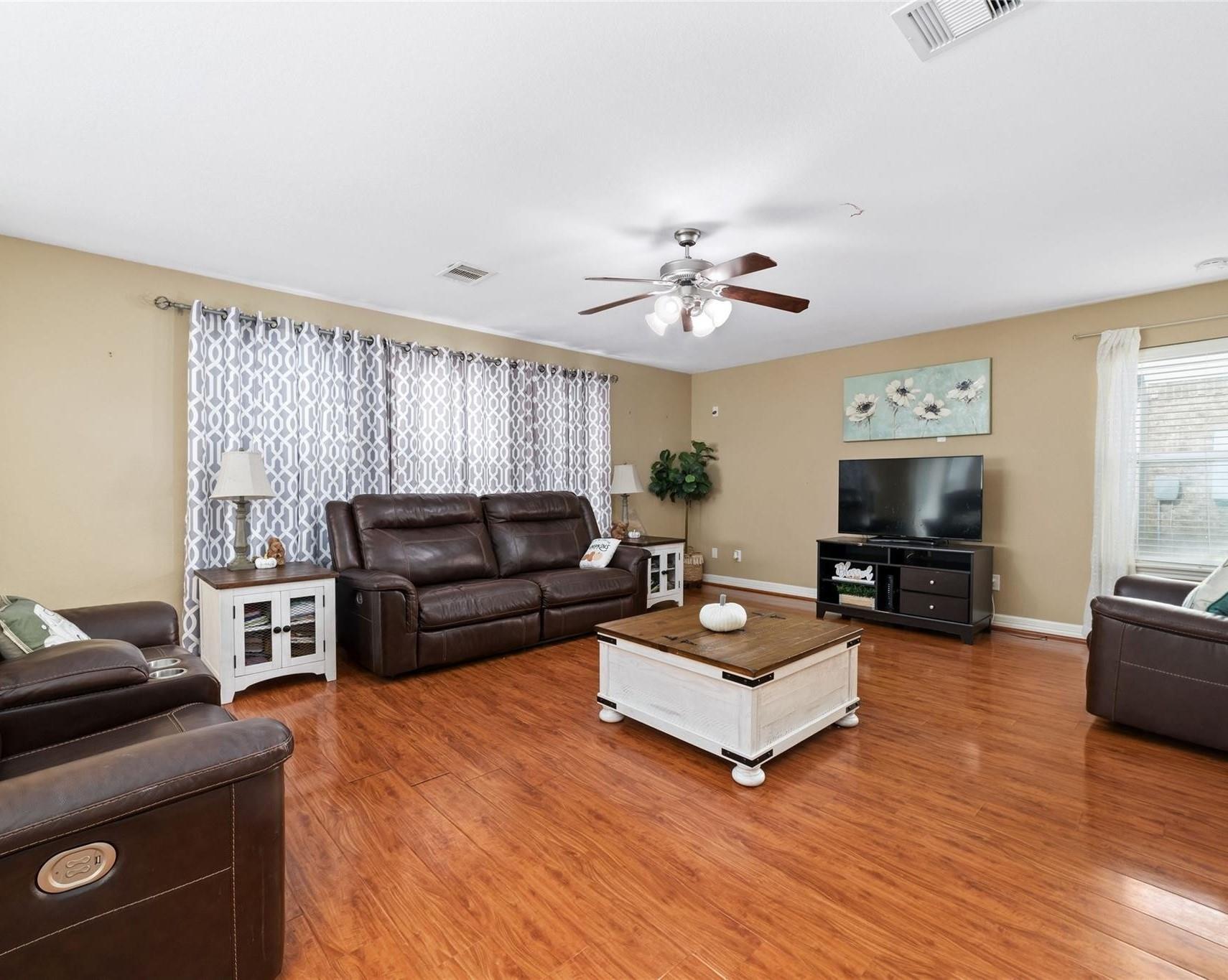 9022 Creeks Gate Court