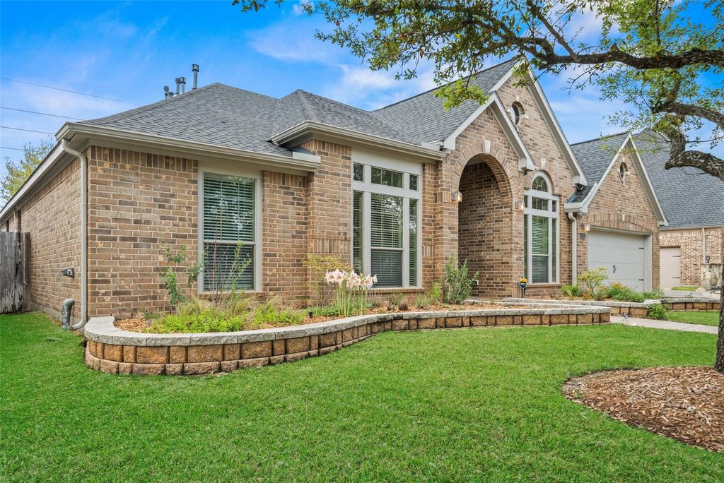 Photo of 2818 Red Maple Drive, Katy, TX 77494 (MLS # 90580222)