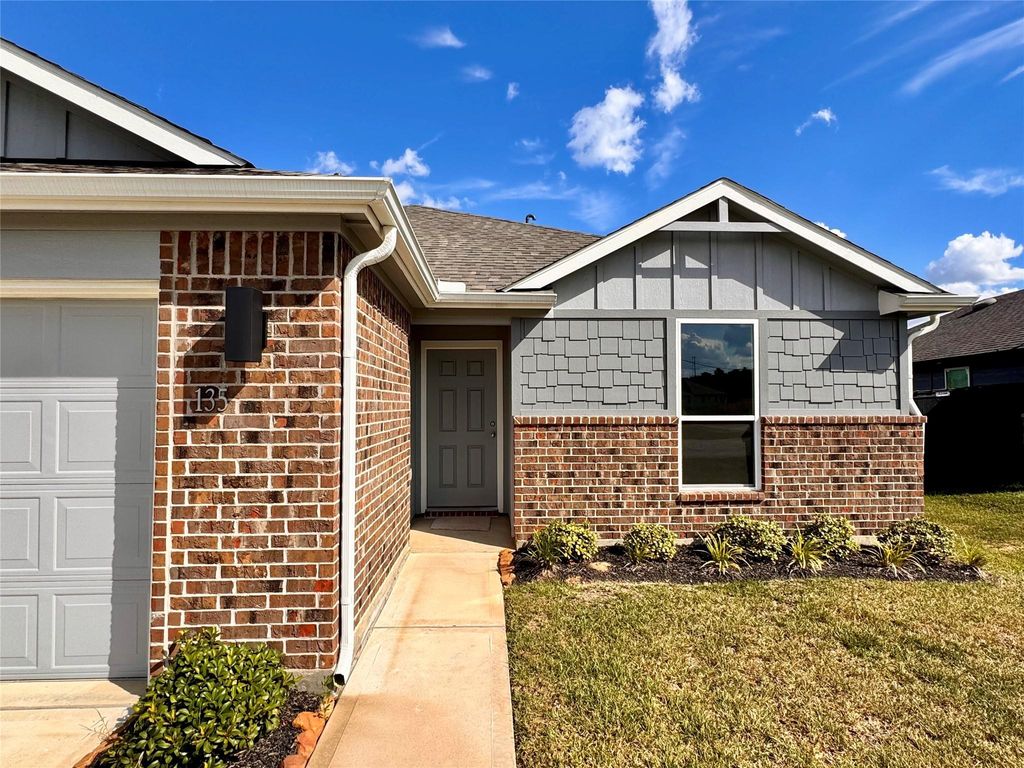 Photo of 135 County Road 51030, Cleveland, TX 77327 (MLS # 70171445)