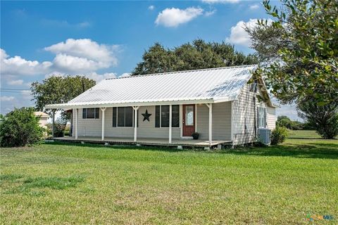 Photo of 27 Hengst Road, Port Lavaca, TX 77979 (MLS # 7114780) Photo of 27 Hengst Road, Port Lavaca, TX 77979 (MLS # 7114780)