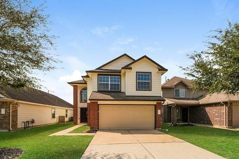 Photo of 5619 Plantation Forest Drive, Katy, TX 77449 (MLS # 46439747)