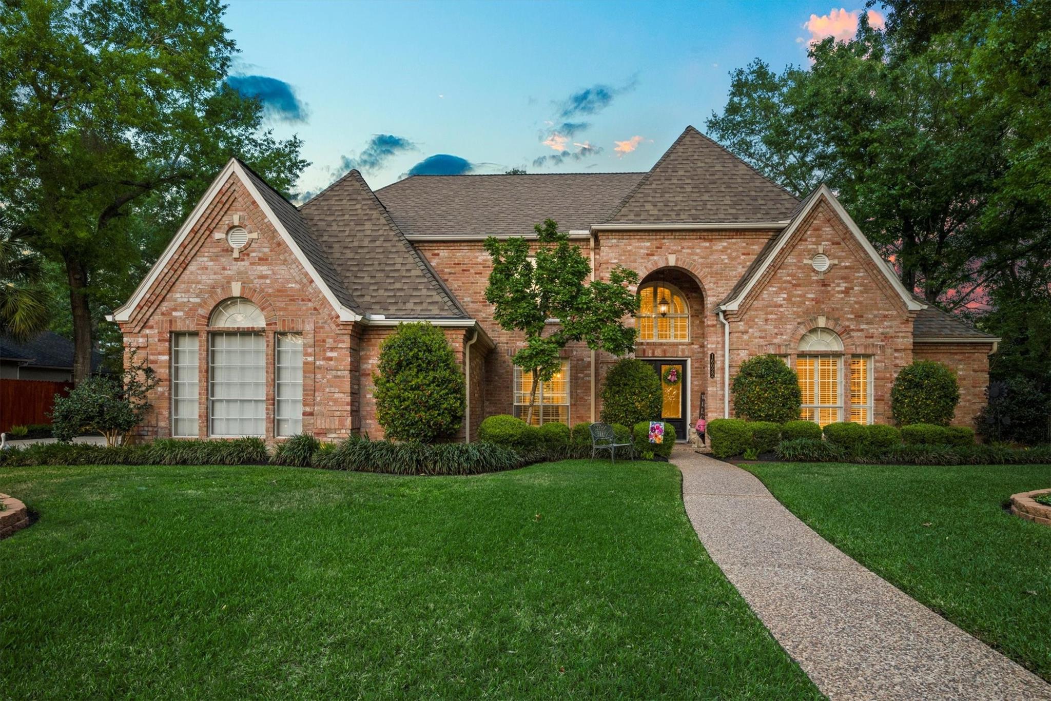 16022 Stewarts Grove Drive