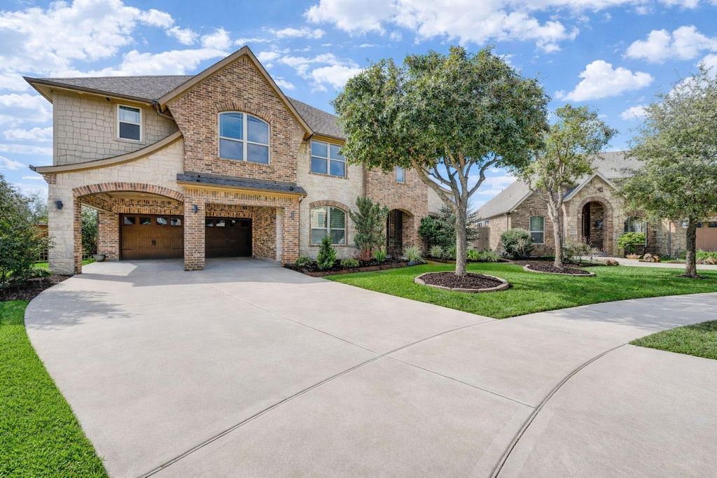 Photo of 3806 Sims Pointe Court E, Fulshear, TX 77441 (MLS # 60571799)