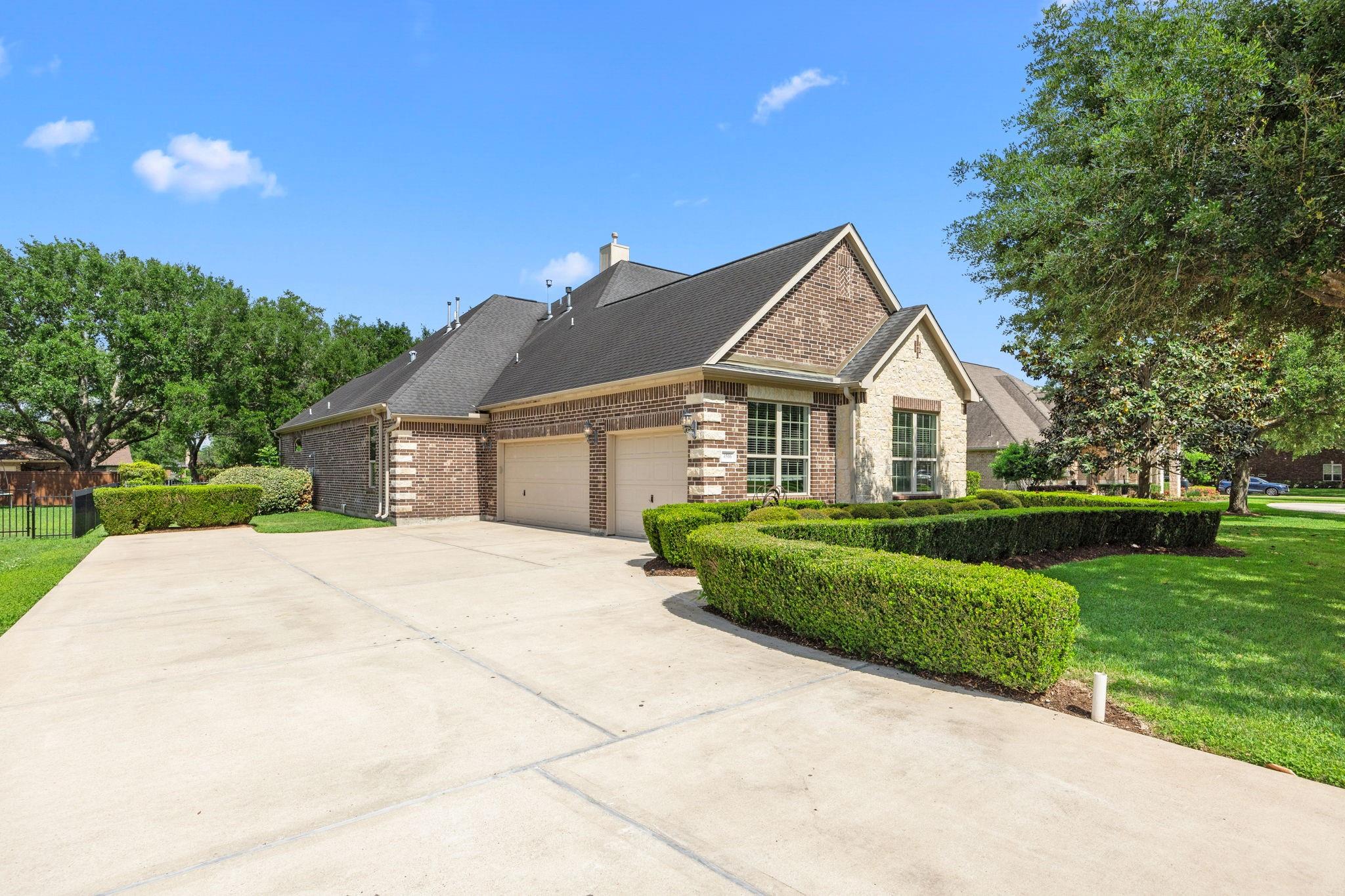 4506 Wentworth Drive