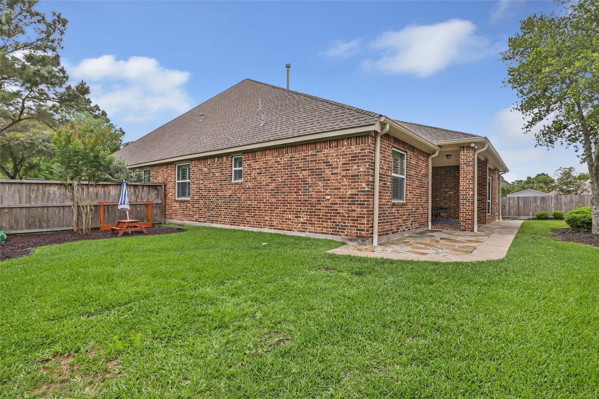 17302 Pipestone Point Court