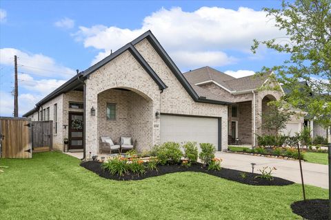 Photo of 17238 Broadleaf Oak Drive, Hockley, TX 77447 (MLS # 78108662)