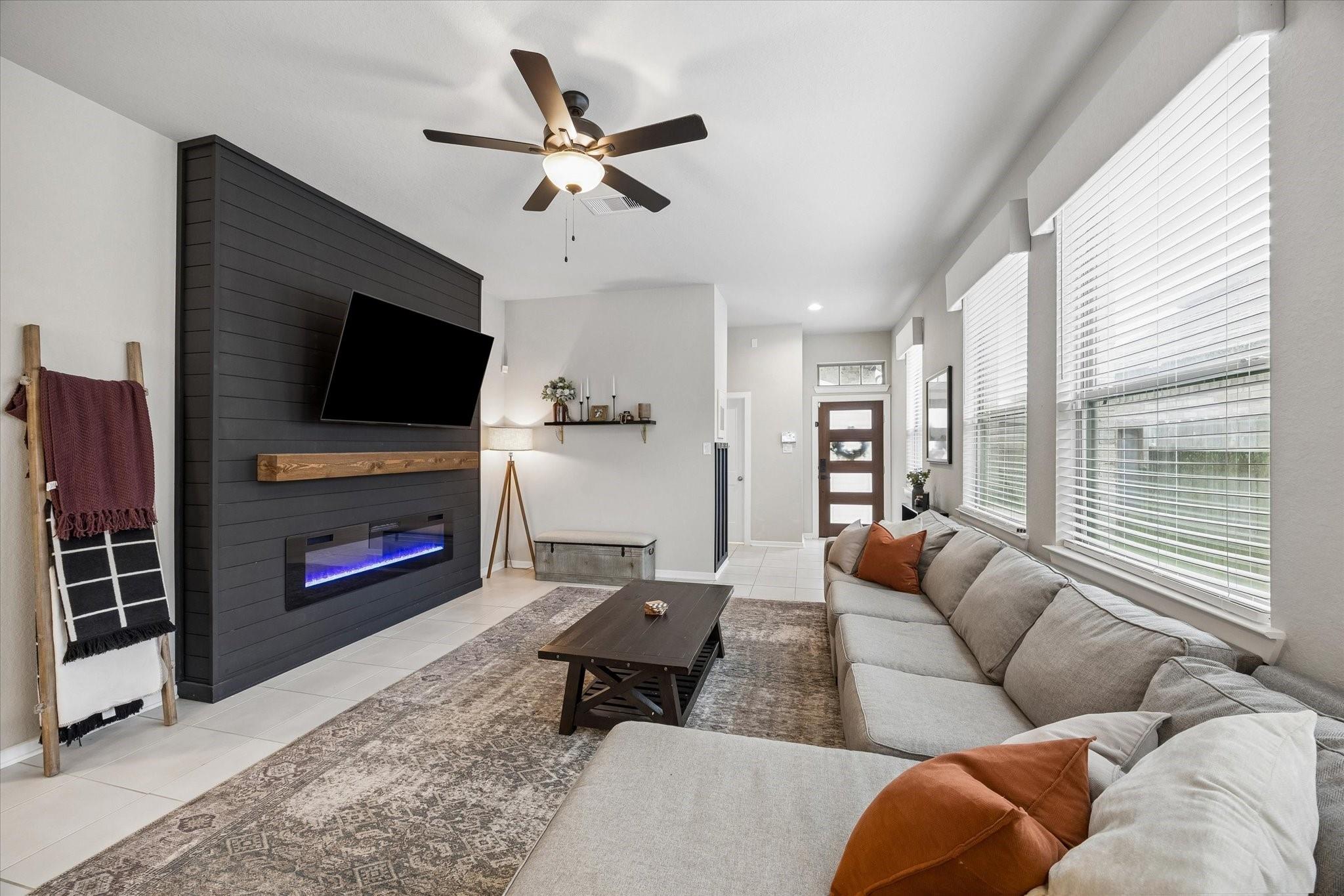 17238 Broadleaf Oak Drive