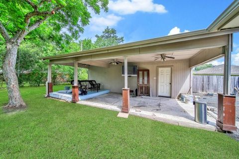 Tiny photo for 10406 Woodwind Drive, Houston, TX 77025 (MLS # 39572193)