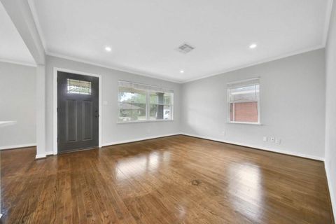 Tiny photo for 10406 Woodwind Drive, Houston, TX 77025 (MLS # 39572193)