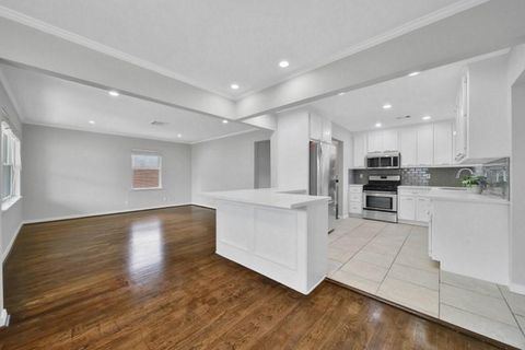 Tiny photo for 10406 Woodwind Drive, Houston, TX 77025 (MLS # 39572193)