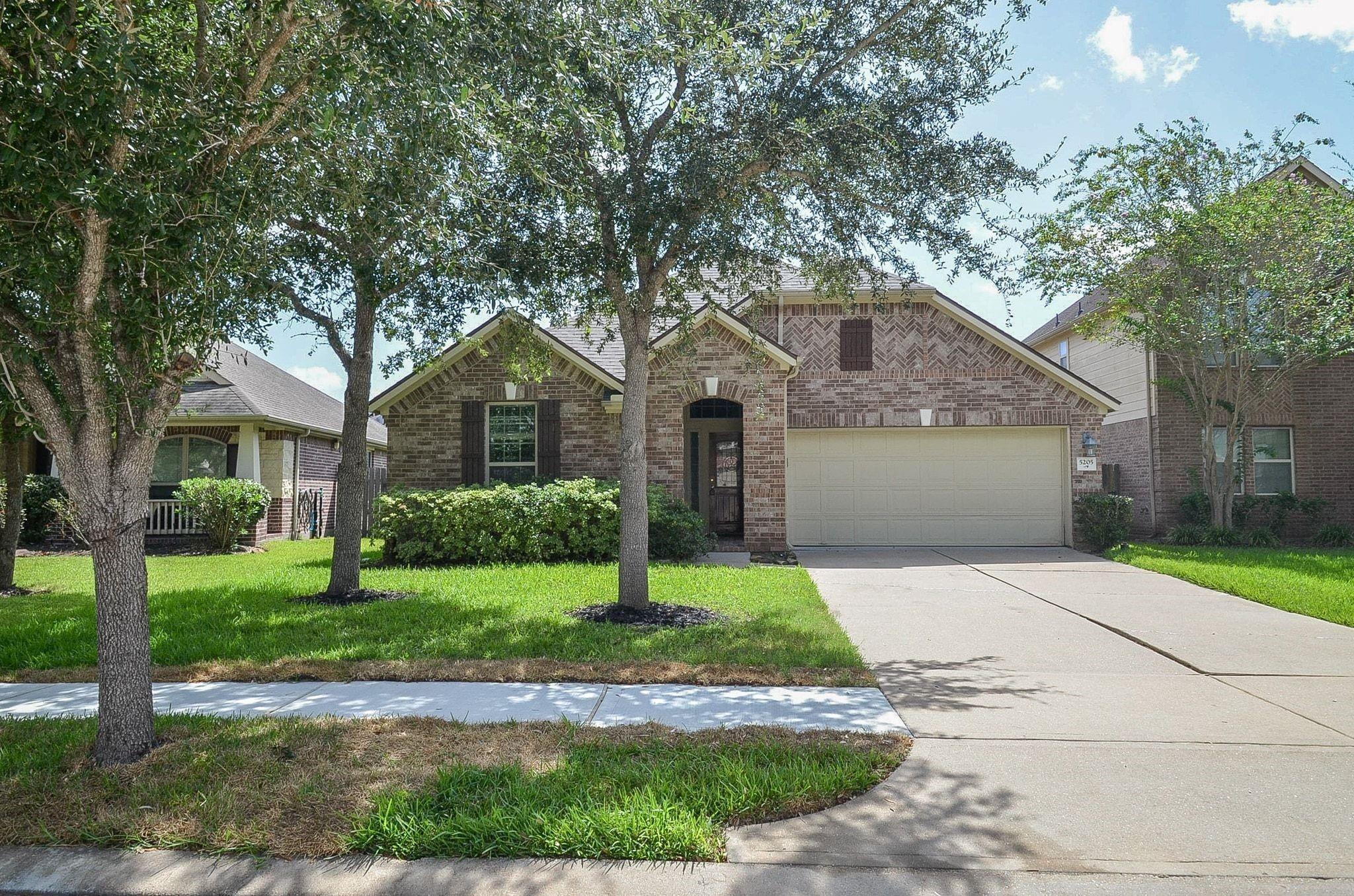5205 Kendall Glen Court