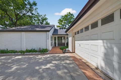 Photo of 1630 Fall Valley Drive, Houston, TX 77077 (MLS # 70096045)