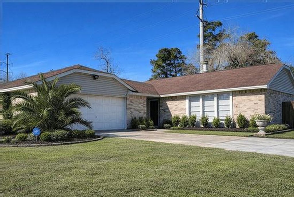 Photo of 8223 Swan Meadow Lane, Humble, TX 77338 (MLS # 40860919)