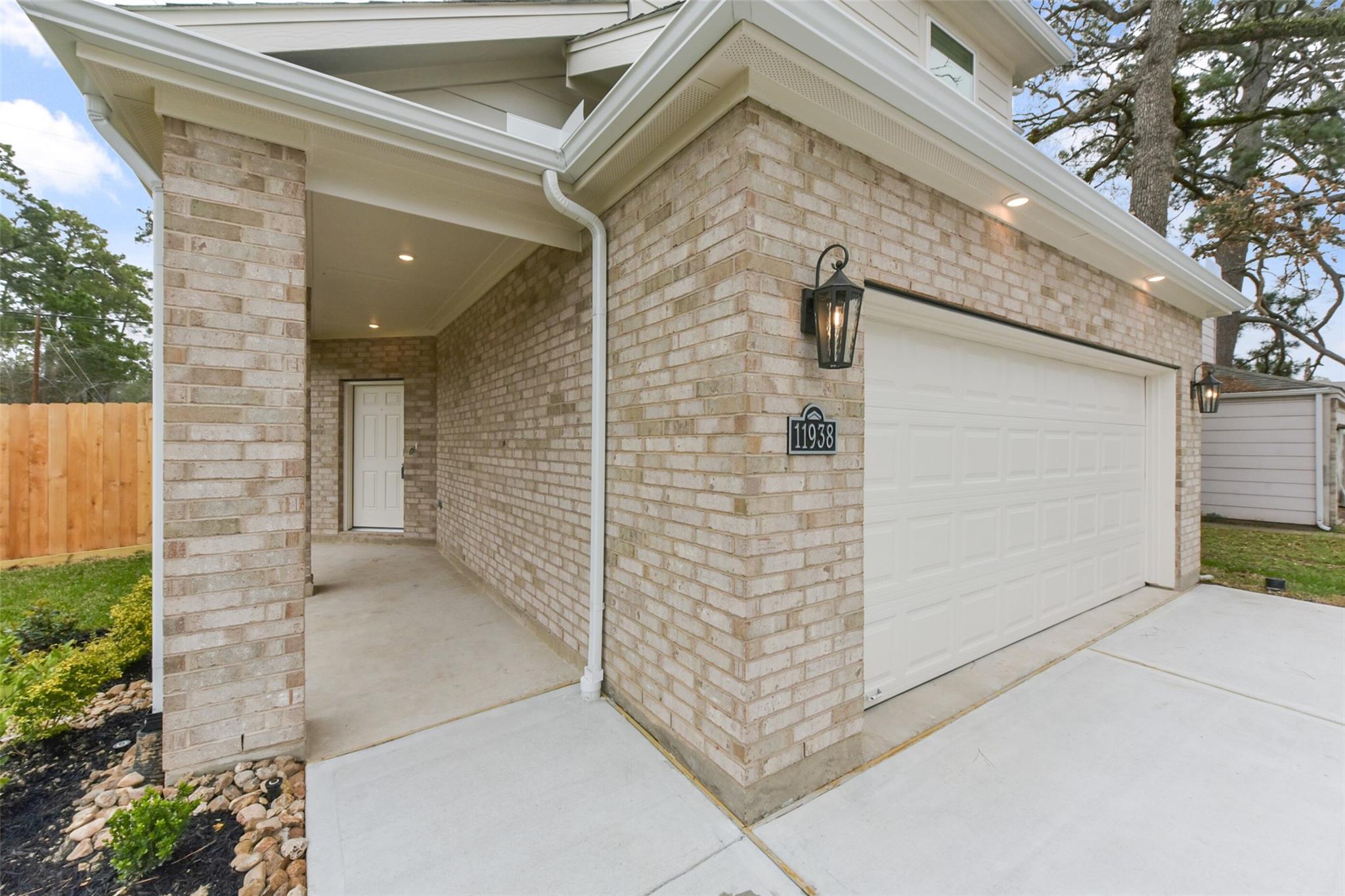 11938 Lakewood West Drive