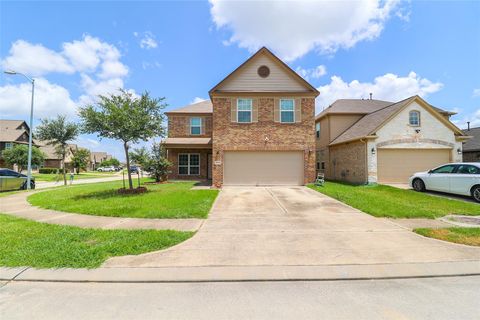 Photo of 10638 Dawn Pine Forest Trail, Tomball, TX 77375 (MLS # 62077810)