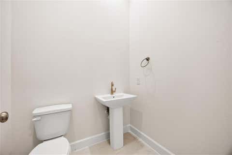 Tiny photo for 1530 W 34th Street, Houston, TX 77018 (MLS # 86886042)