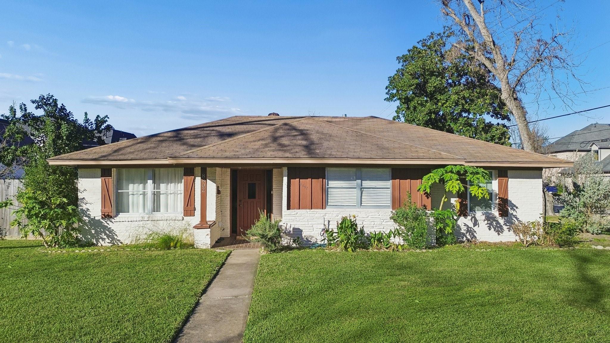 8802 Cedarbrake Drive