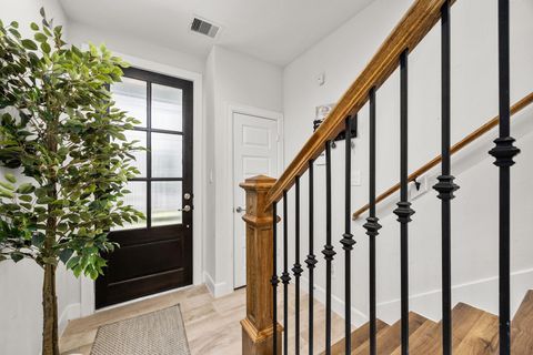 Tiny photo for 2718 Grand Fountains Drive #G, Houston, TX 77054 (MLS # 54376304)