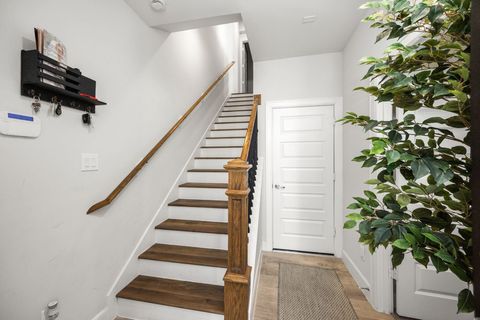 Tiny photo for 2718 Grand Fountains Drive #G, Houston, TX 77054 (MLS # 54376304)