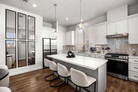 Tiny photo for 2718 Grand Fountains Drive #G, Houston, TX 77054 (MLS # 54376304)