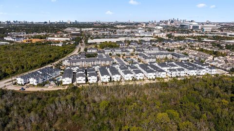 Tiny photo for 2718 Grand Fountains Drive #G, Houston, TX 77054 (MLS # 54376304)